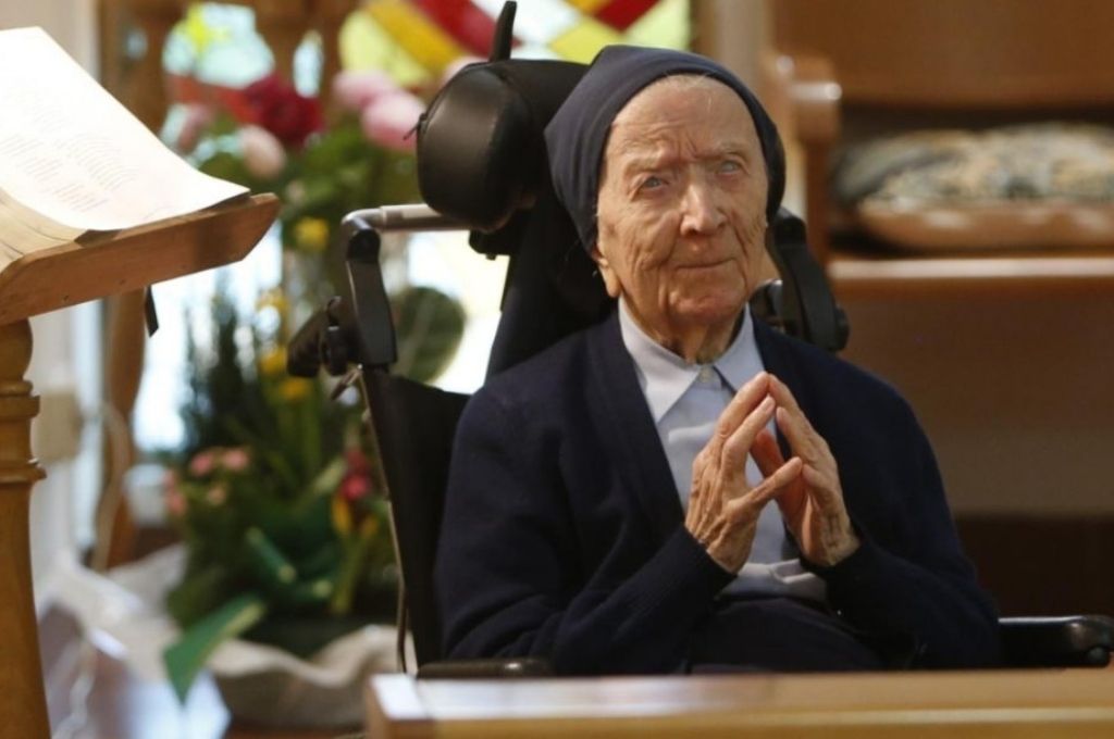 Una monja francesa de 117 años asombra al mundo tras vencer al coronavirus