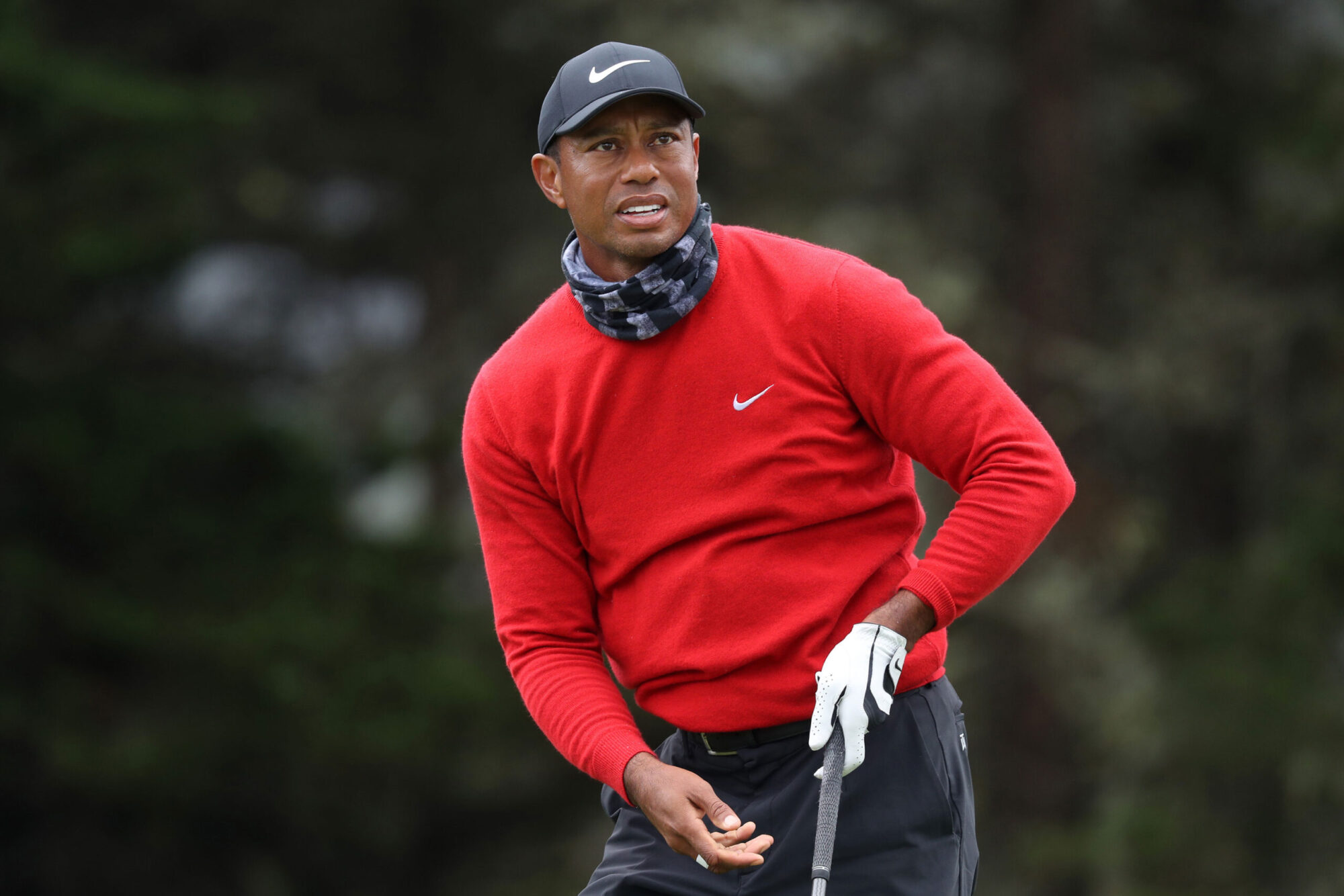 Tiger Woods fue internado tras un accidente con su auto en Los Angeles