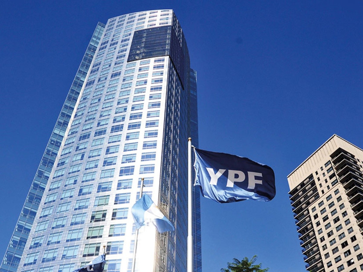 YPF logró la aceptación del canje de deuda con 60% de aprobación y evitó entrar en default