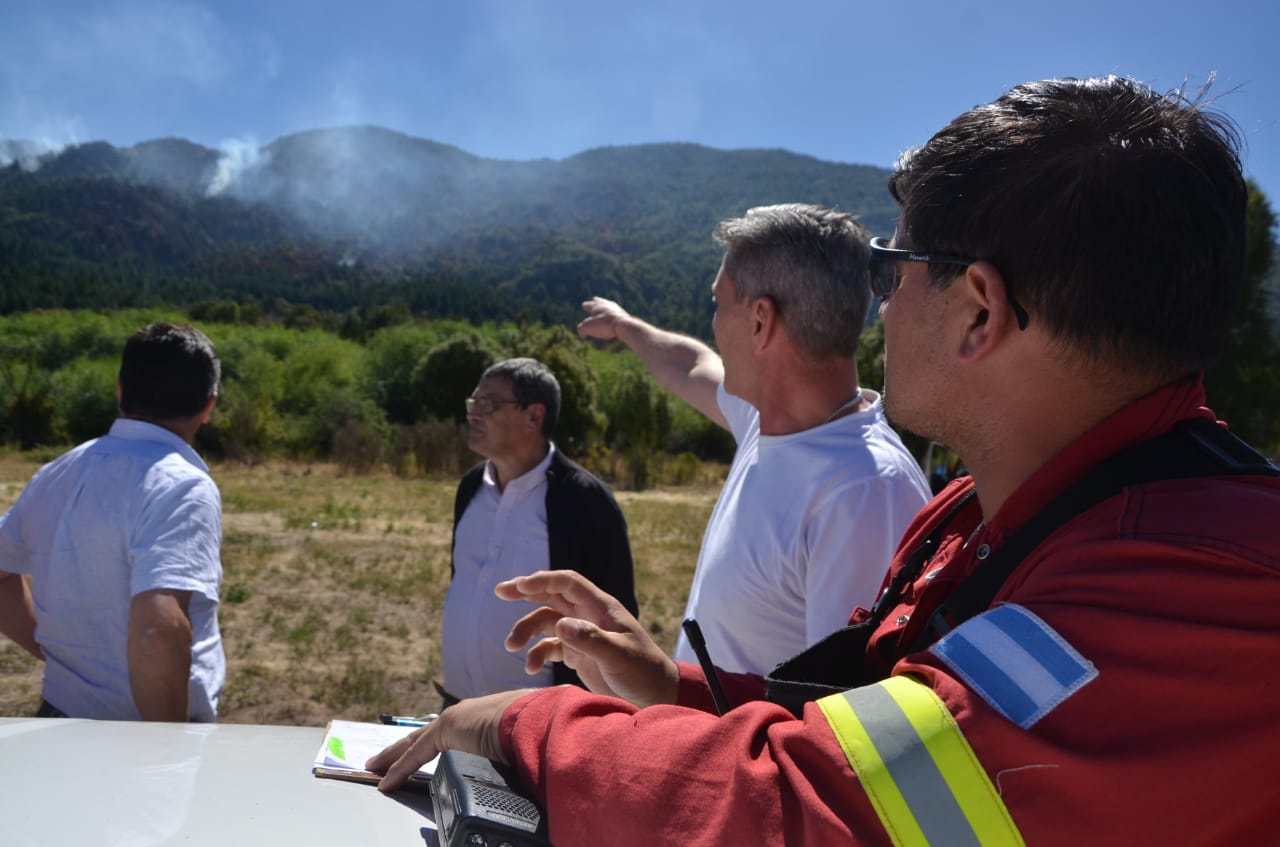 Arcioni ya está en la Cordillera, se reunirá con los intendentes y recorrerá las zonas afectadas