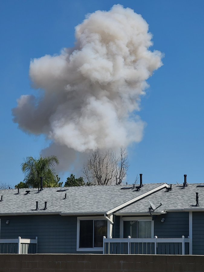 Una gran explosión sacude un barrio del sur de California