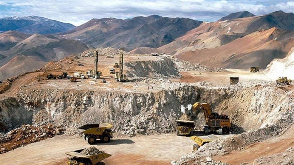 Minería en Chubut: Un solo proyecto generaría exportaciones anuales por u$s 383 millones y un empleo promedio anual de 2.750 personas durante 20 años