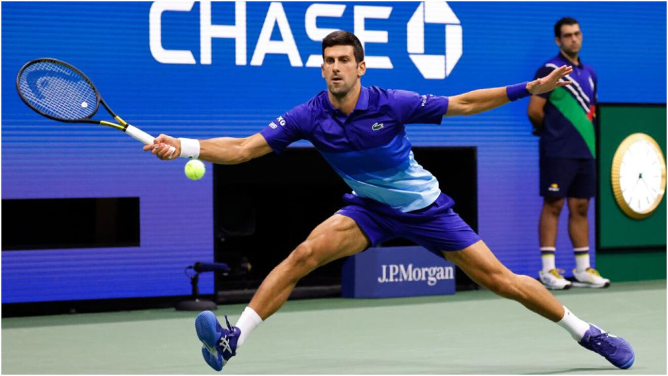 Djokovic se instaló en las semifinales del US Open y está más cerca de conseguir el “Grand Slam”