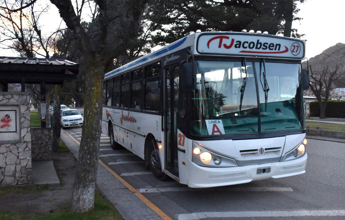 Ya está vigente el contrato con Jacobsen y el servicio de transporte en Esquel comenzará esta semana