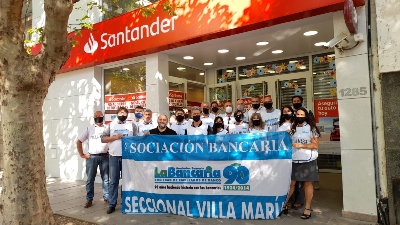 Bancarios anunció paro total de actividades para mañana en todas las sucursales del país del Banco Santander