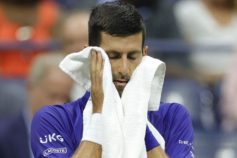 Sigue la polémica: Ahora no dejan entrar a Djokovic a Australia por un problema con su visa