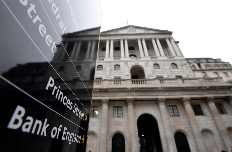 Primer impacto de la inflación en Europa: Banco de Inglaterra sube las tasas a 0,5% para combatir alza de precios