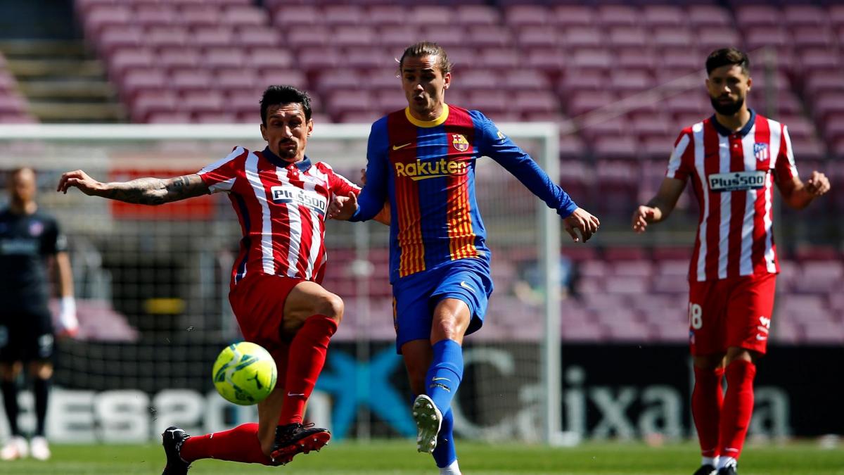 Barcelona y Atlético de Madrid juegan el partido más destacado de la Liga española