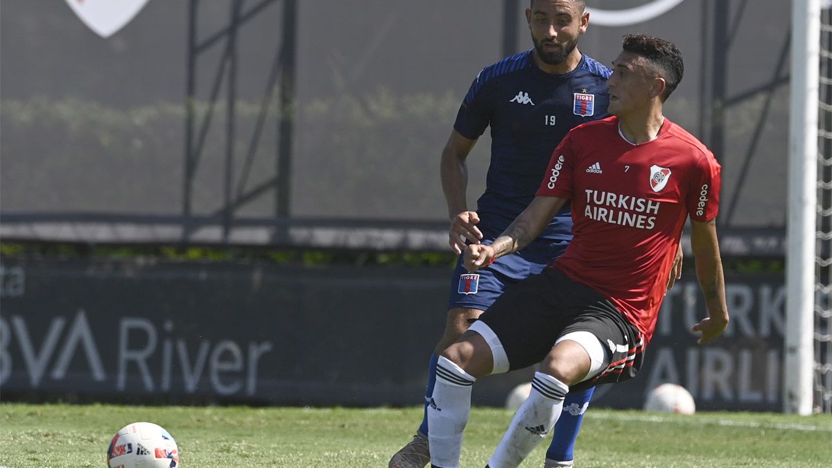 Matías Suárez hizo un gol en el amistoso de River ante Defensores de Belgrano