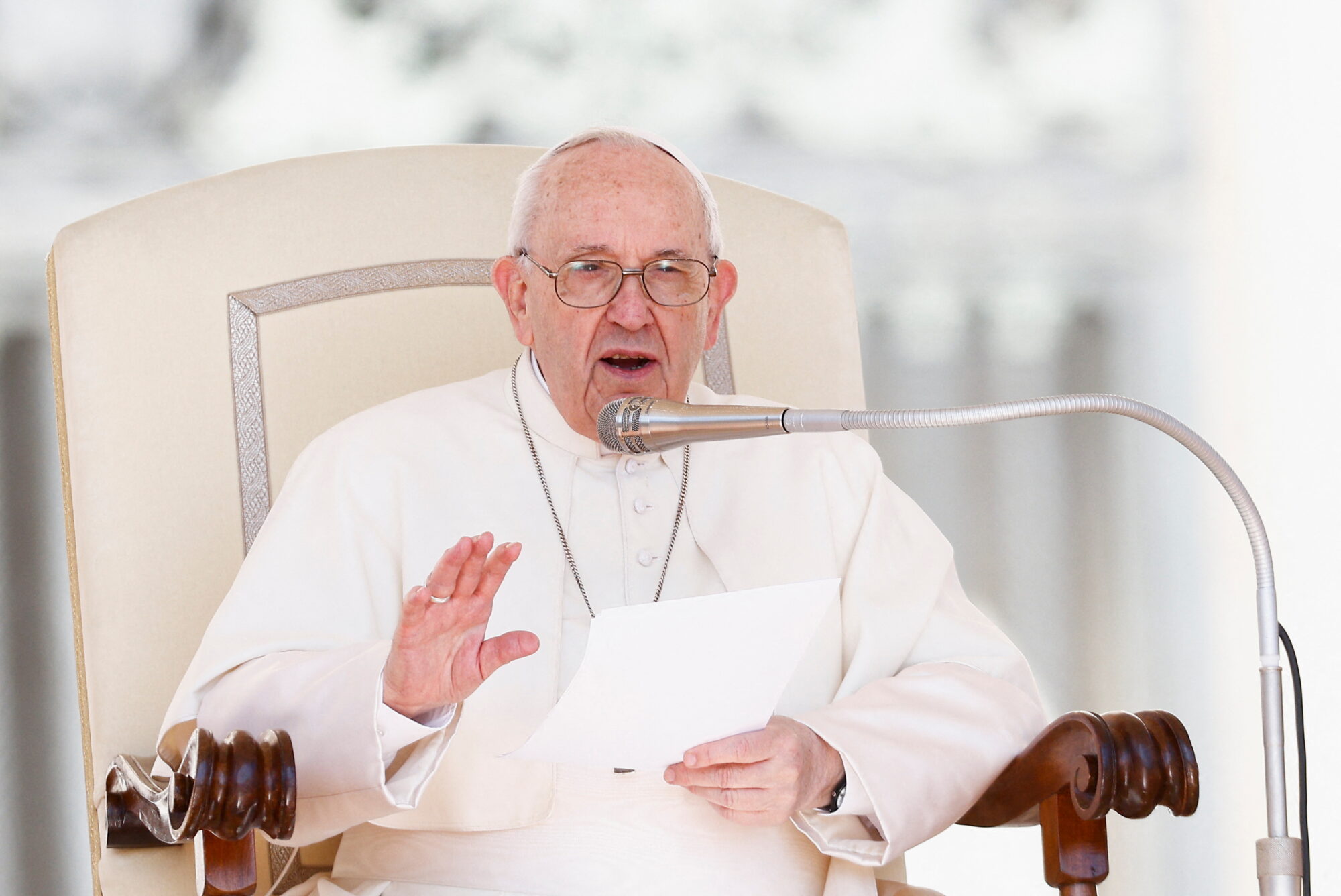 El papa Francisco les aconsejó a las suegras tener “cuidado con su lengua”
