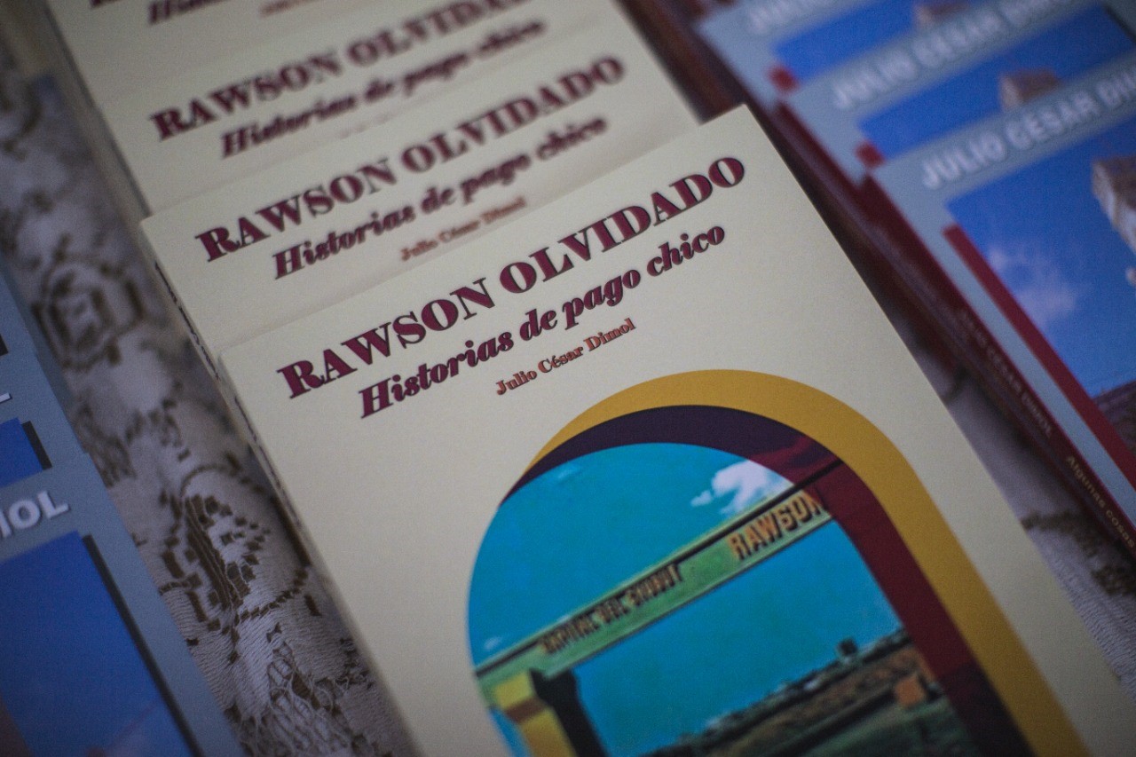 Presentaron el libro “Rawson Olvidado: Historias de pago chico”