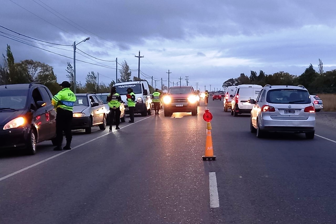 Cerca de un centenar de conductores fueron retirados de la vía pública en Chubut por alcoholemias positivas