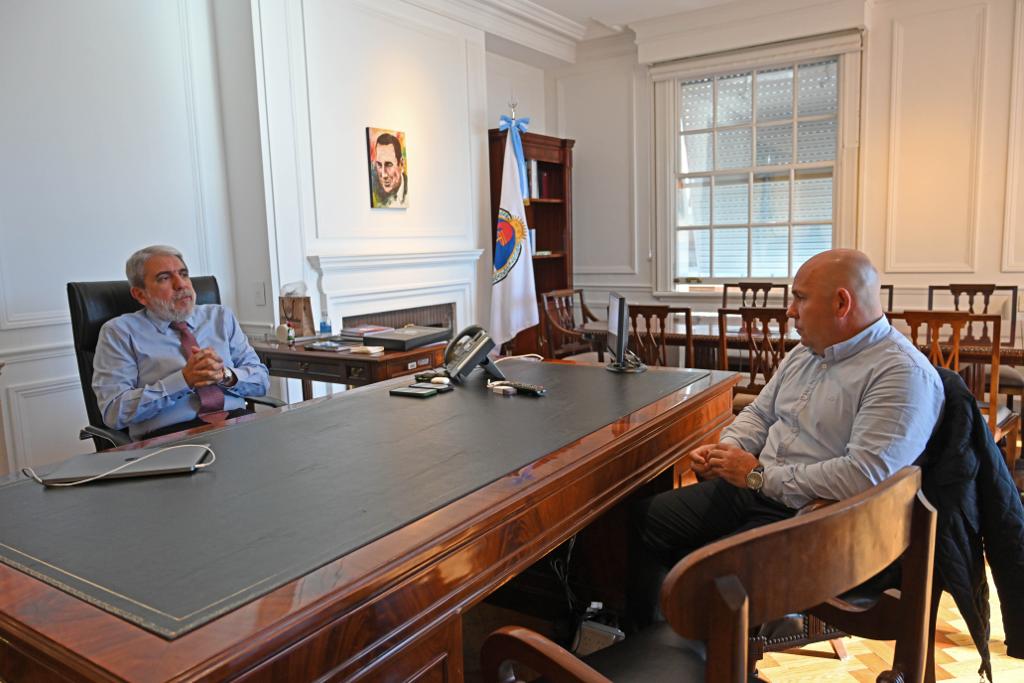 Sastre se reunió en Buenos Aires con Anibal Fernández para fortalecer la infraestructura de seguridad en Puerto Madryn
