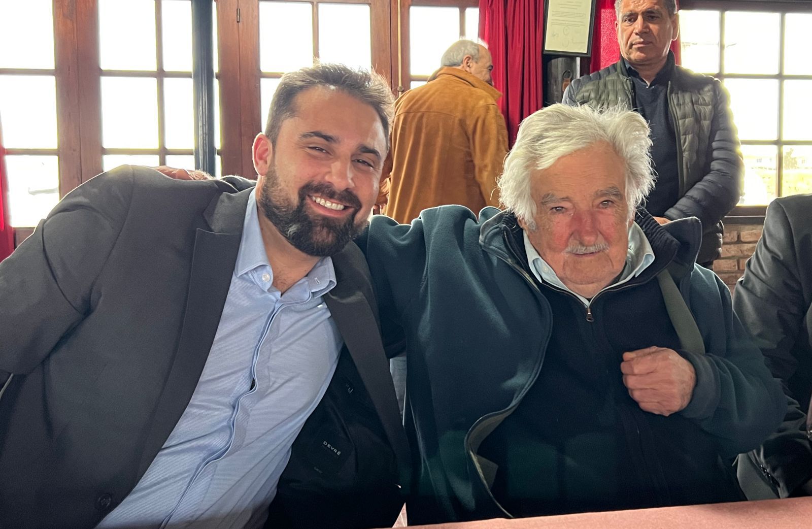 Chubut participó en una Mesa de Desarrollo Productivo junto a Pepe Mujica