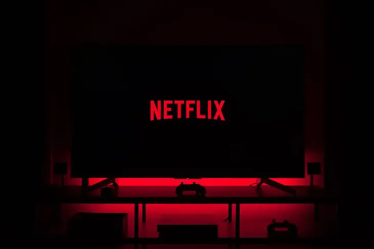 En agosto Netflix implementará nuevas restricciones para sus usuarios