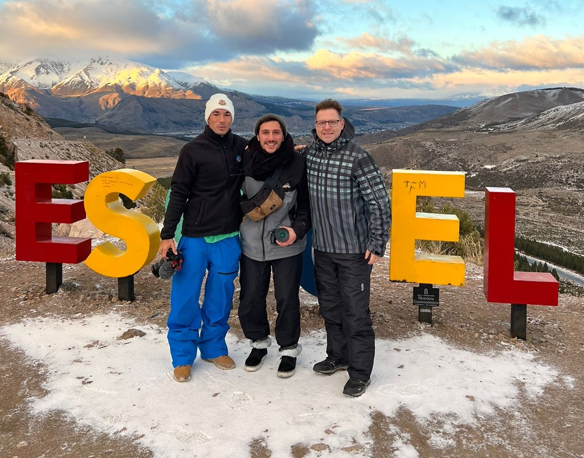 La temporada de invierno en Esquel ya se vive a pleno con turistas de toda la Provincia y la presencia de Agustín Neglia de “Modo Selfie”