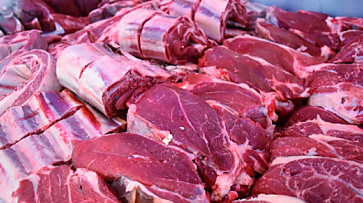 Precios sin control y “viveza” en Madryn: El kilo de vacío en algunas carnicerías lo venden a $ 2.150 tras la suba del dólar blue