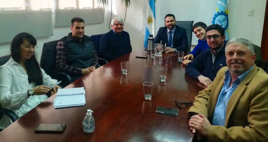 Cavaco mantuvo una reunión con CIMA Patagonia con el fin de coordinar agenda de trabajo en conjunto