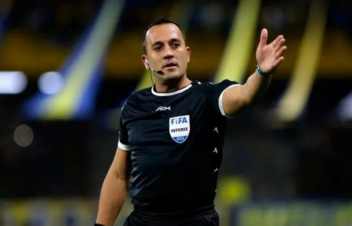 Polémica en la victoria de Boca: “Estoy convencido que no fue penal”, aseguró el árbitro Espinoza