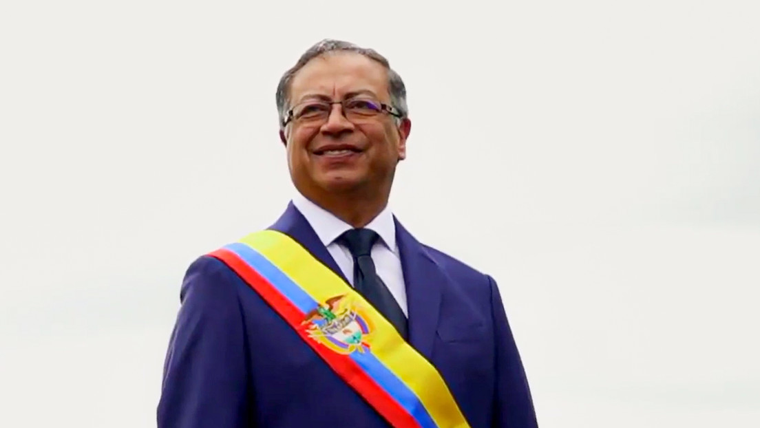Petro completa su gabinete e inicia su histórica gestión en la presidencia de Colombia