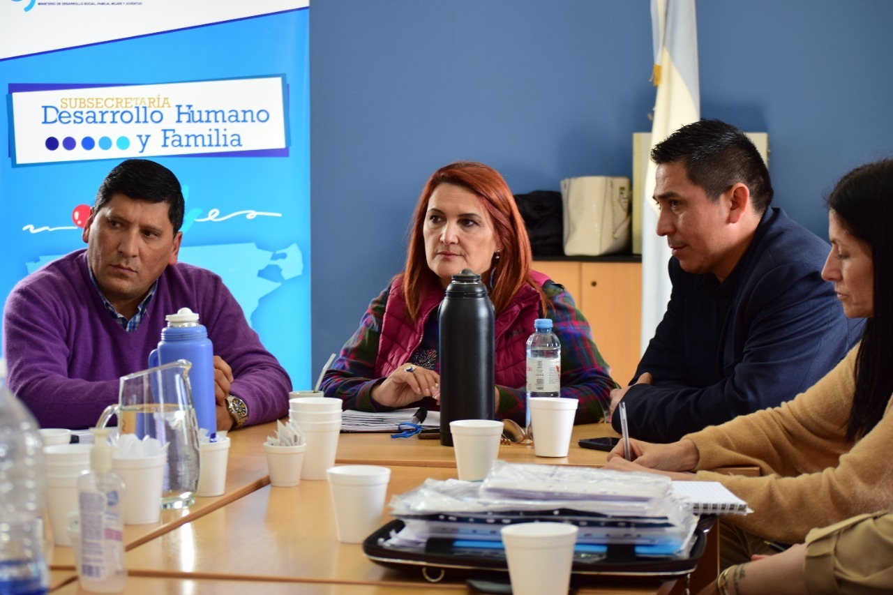 Chubut: Buscan implementar políticas públicas que acompañen el desarrollo de cada una de las comunas rurales