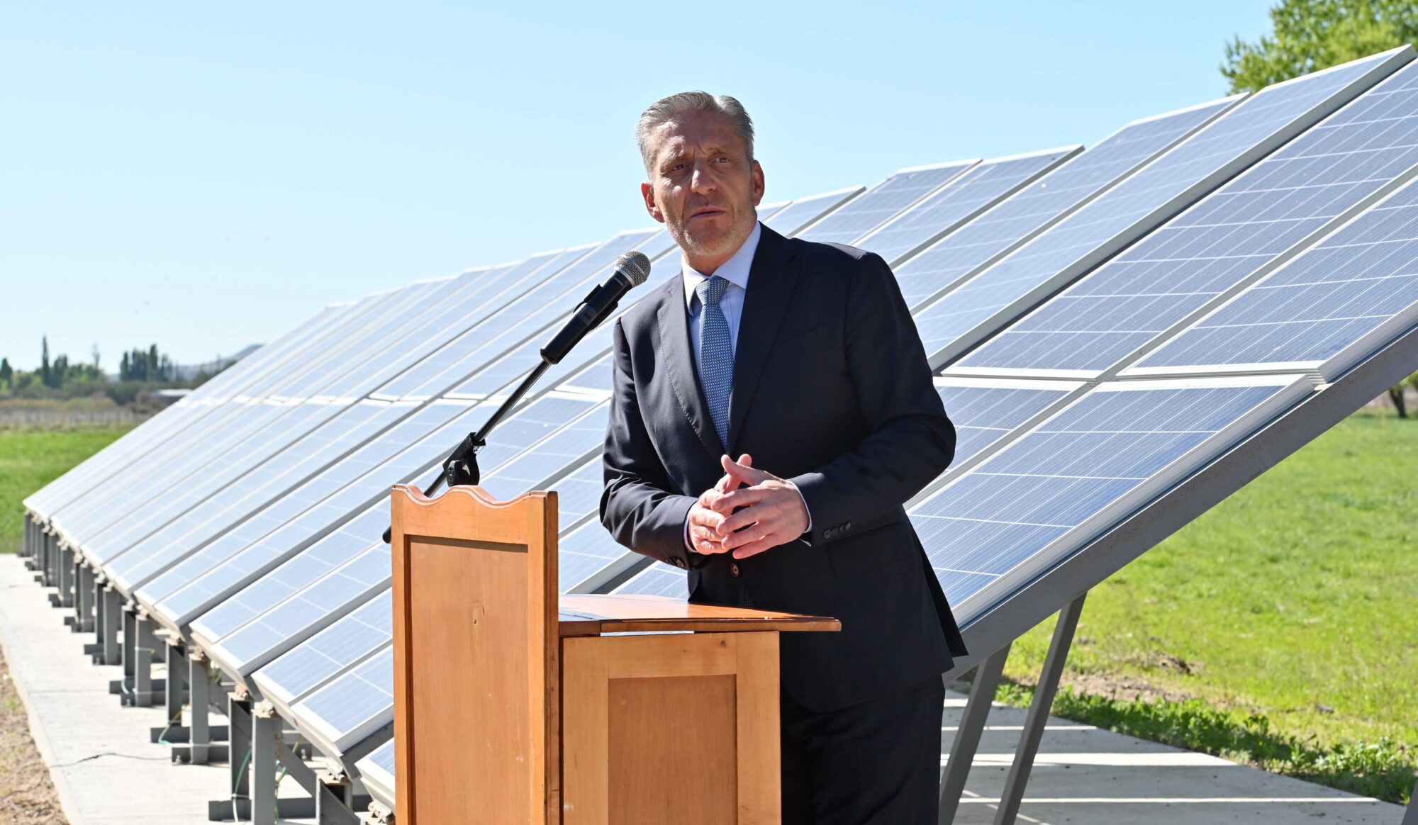 Arcioni inauguró el primer Parque Solar de Chubut y dijo que “la Provincia tiene un potencial enorme” en materia de energías renovables