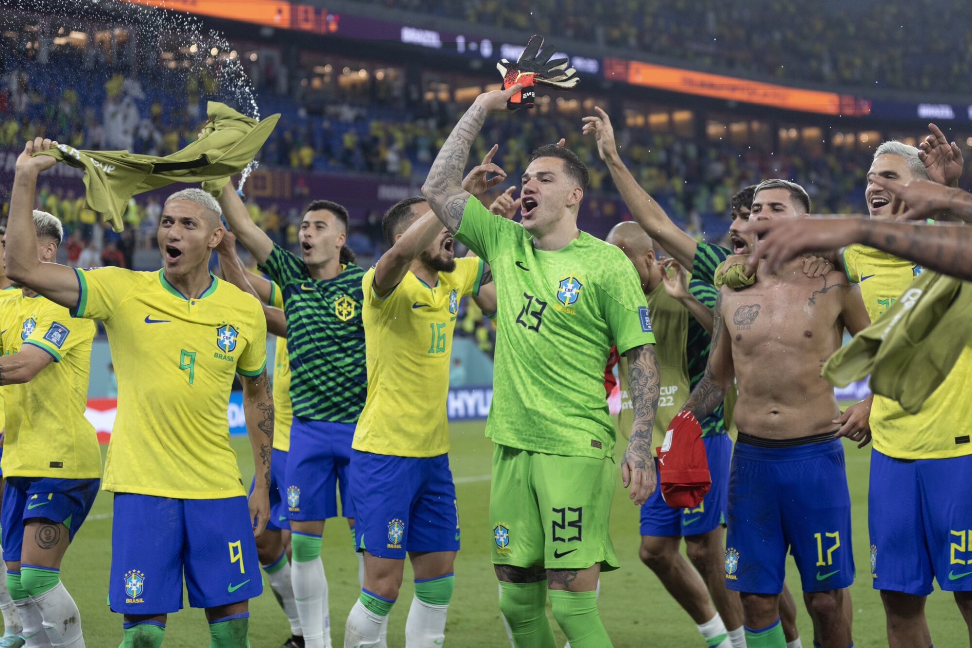 Brasil venció a Suiza sobre el final y se metió en los octavos de final del Mundial de Qatar