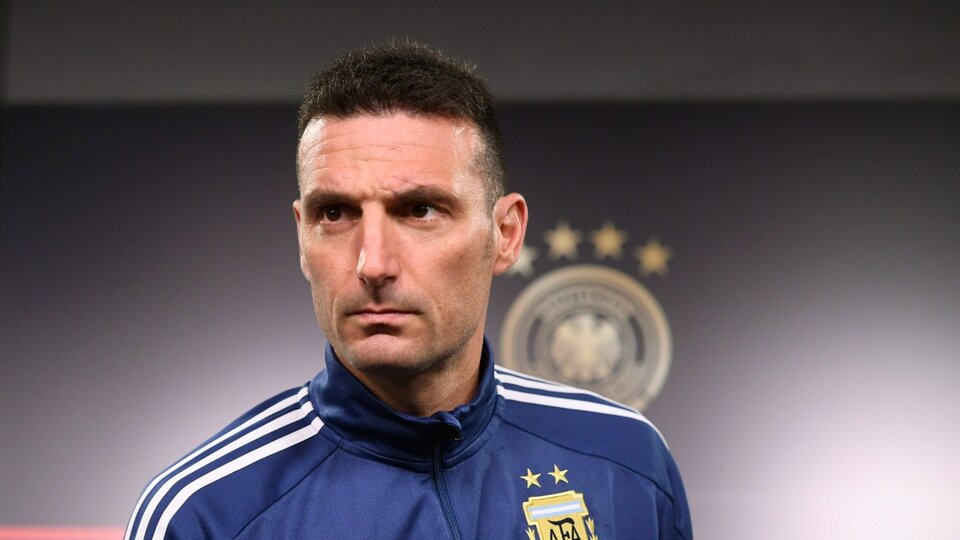 Scaloni pone a siete debutantes en el primer partido de Argentina en Qatar 2022