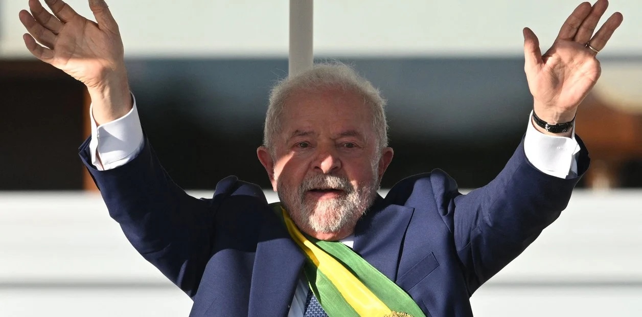 Lula decretó la intervención federal a Brasilia y prometió “la fuerza de la ley” para los atacantes