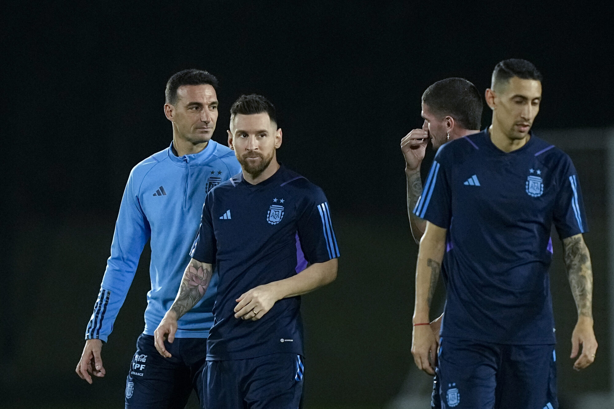 Scaloni: “Espero que Messi llegue al próximo Mundial, y eso va también para Di María”