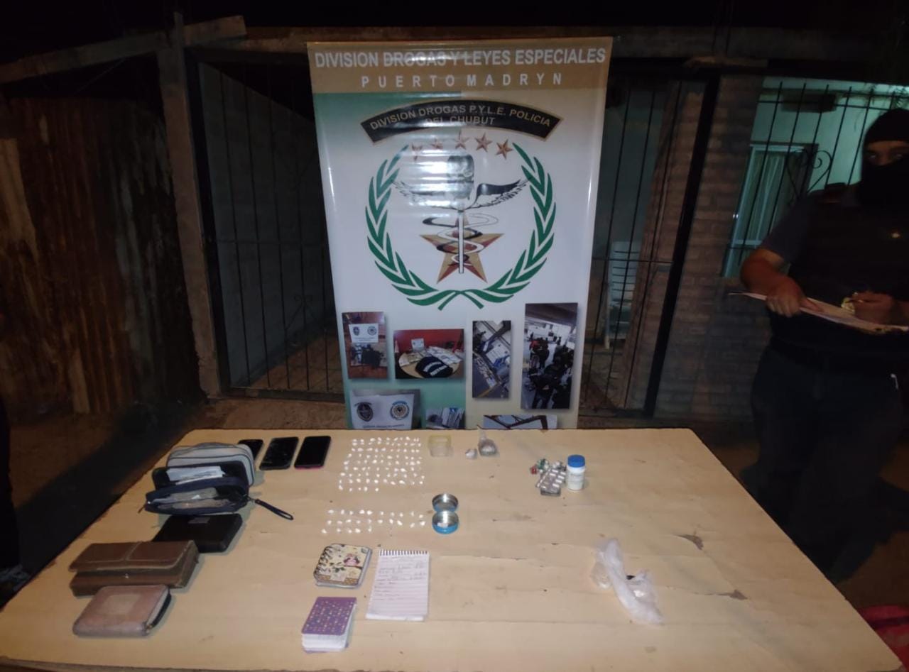 La Policía del Chubut desmanteló una banda que comercializaba droga y desbarató sitios de narcomenudeo en Madryn