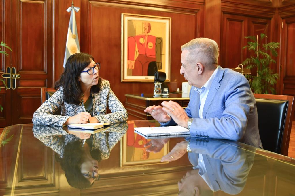 Antonena se reunió con Batakis para acordar el financiamiento con tasa subsidiada del 5% para el sector turístico de Chubut