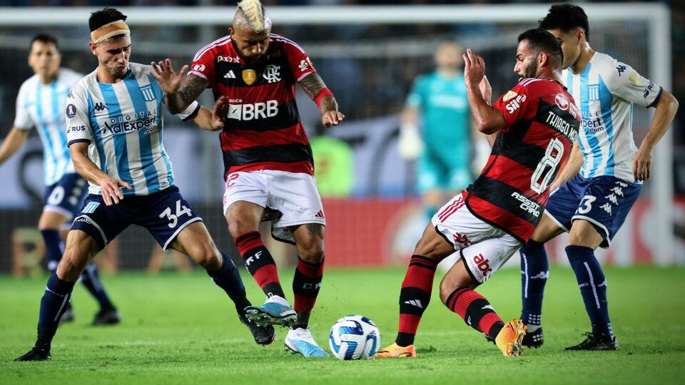 Copa Libertadores: Luego de clasificar a octavos de final, Racing visita esta noche a Flamengo 