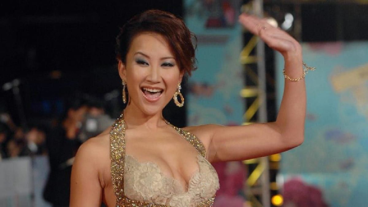 Murió a los 48 años CoCo Lee, la única cantante china que actuó en los Oscar